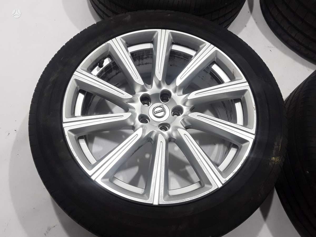 Volvo XC90, light alloy, R20