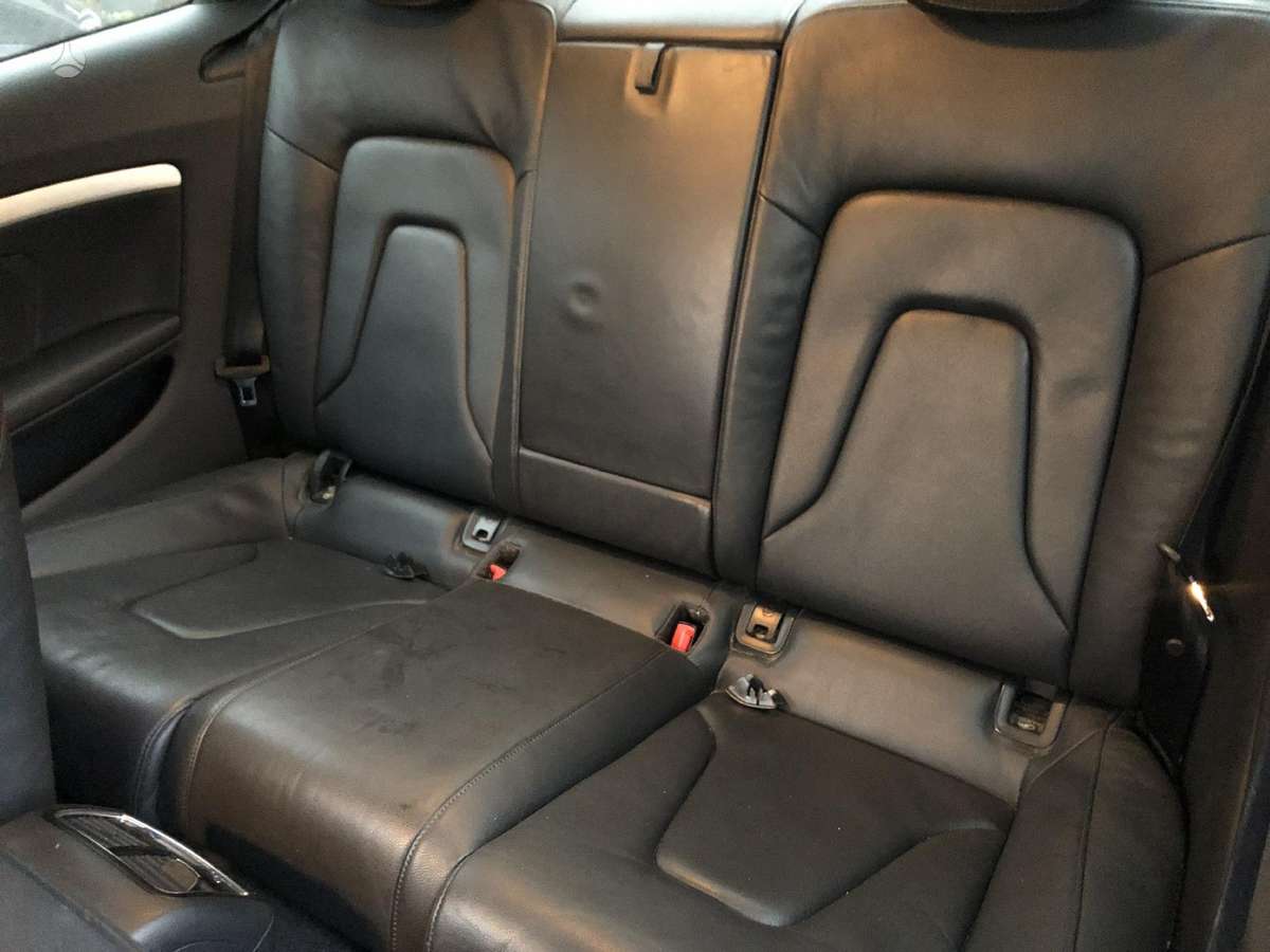 Audi A5 dalimis. S line