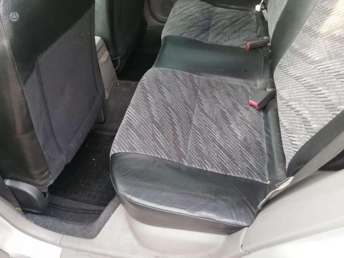Subaru Forester, 2.0 l., off-road / crossover