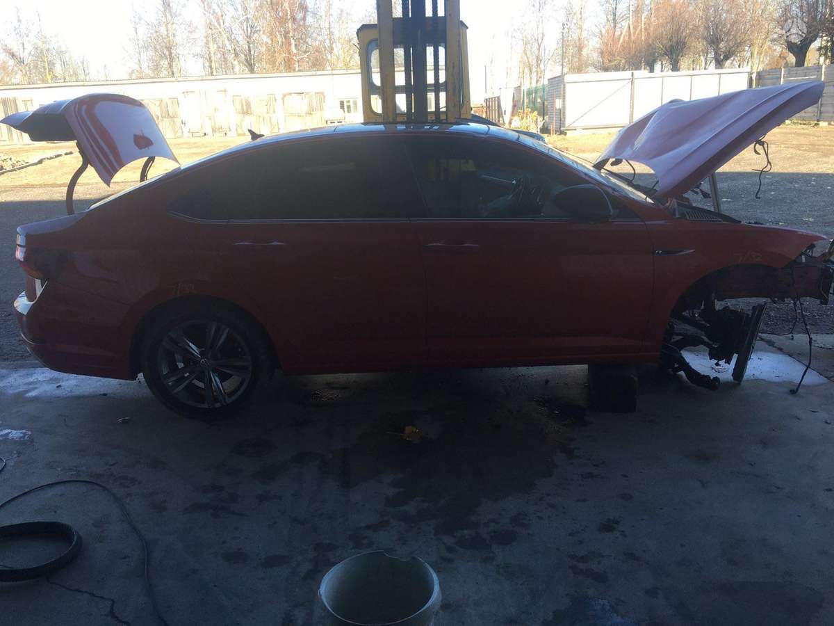 Volkswagen Jetta по частям