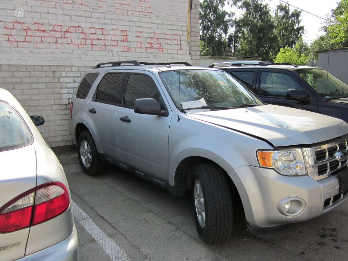 Ford Escape Ford escape 2011m dalimis