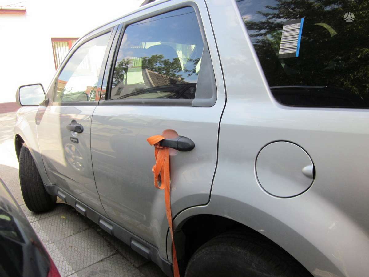 Ford Escape Ford escape 2011m dalimis