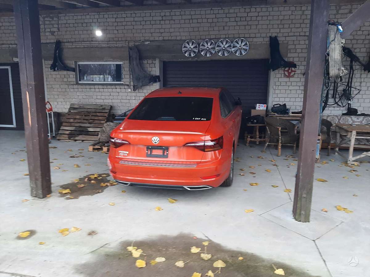 Volkswagen Jetta dalimis