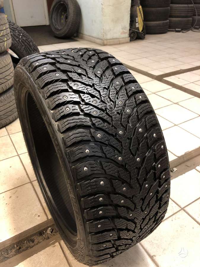 Nokian Hakapeliitta 9, winter 215/65 R17