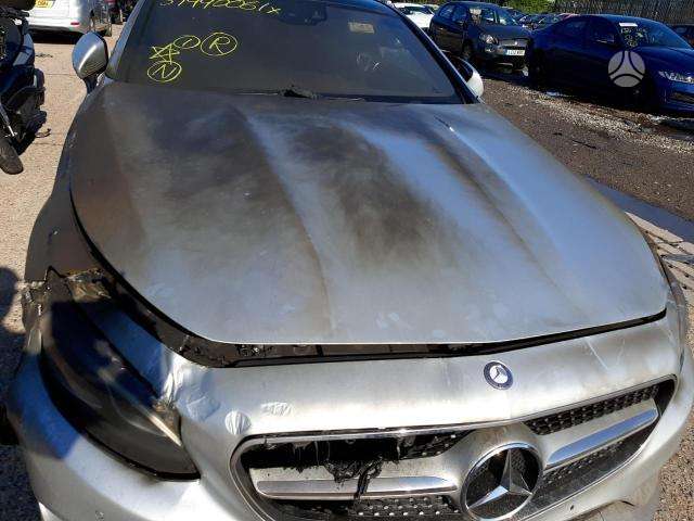 Mercedes-Benz S500 for parts