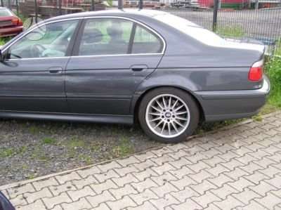 BMW 530 rezerves daļās. Dalimis