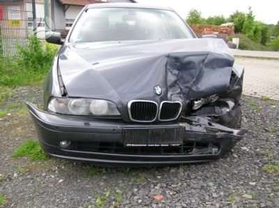 BMW 530 rezerves daļās. Dalimis