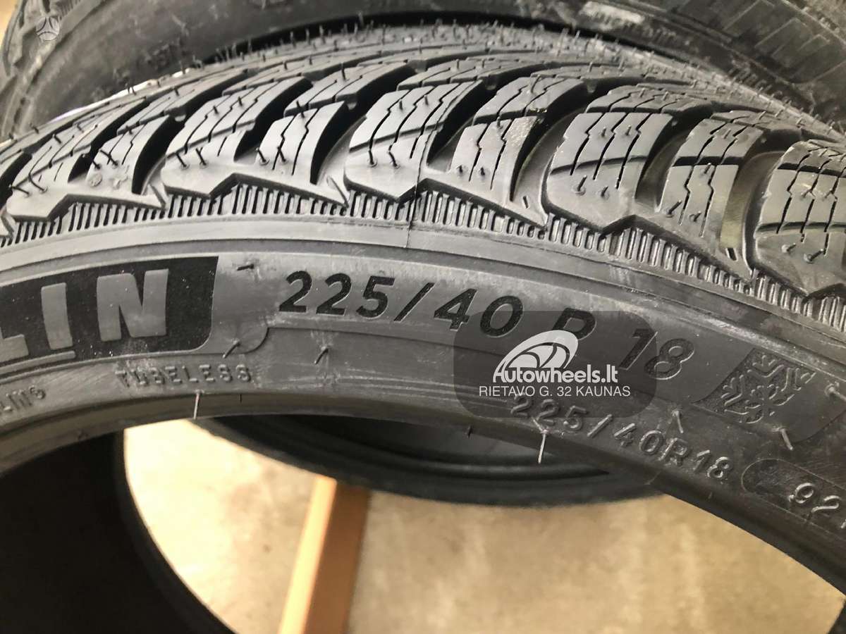 Michelin Pilot Alpin 5, winter 225/40 R18