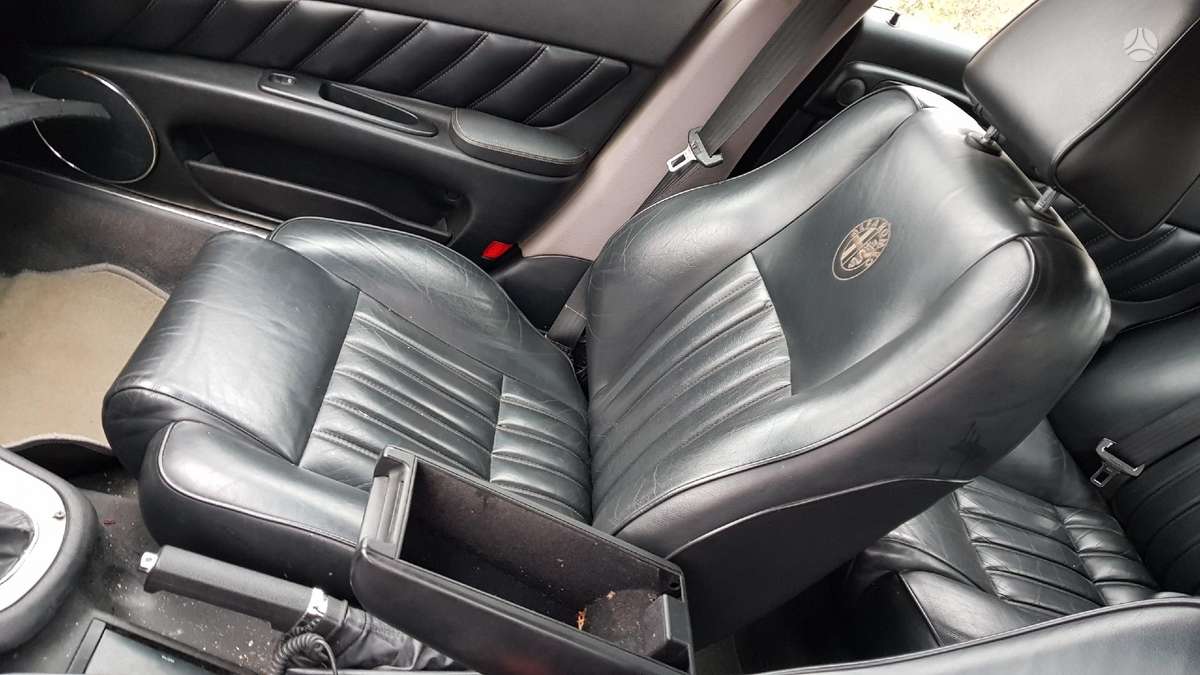 Alfa Romeo 166