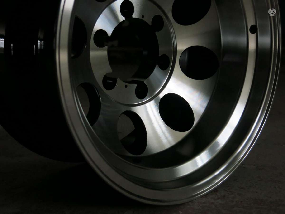Mitsubishi, lengvojo lydinio, R16