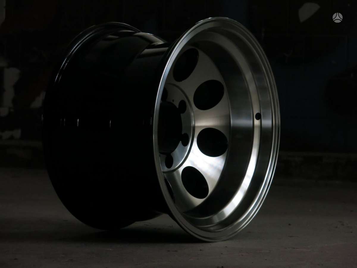 Mitsubishi, lengvojo lydinio, R16