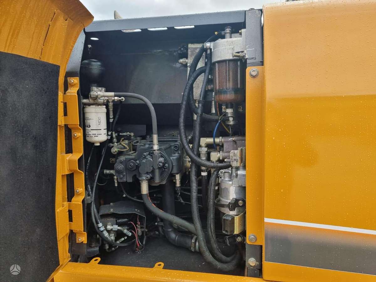 Case CX130B, ekskavatori