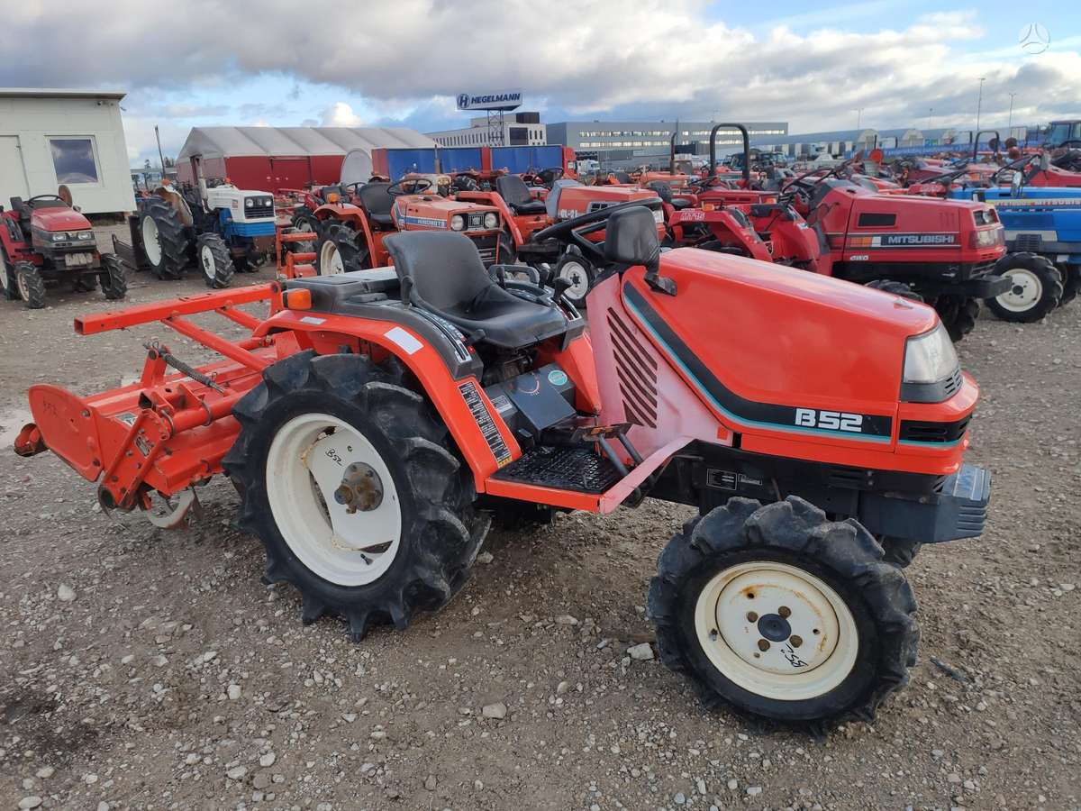 Hinomoto VISI MODELIAI, tractors