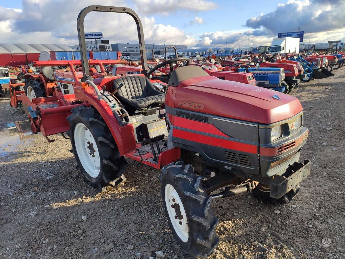 Iseki VISI MODELIAI, tractors
