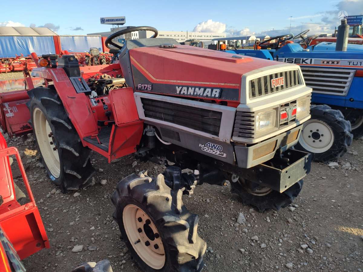 Kubota VISI MODELIAI, тракторы