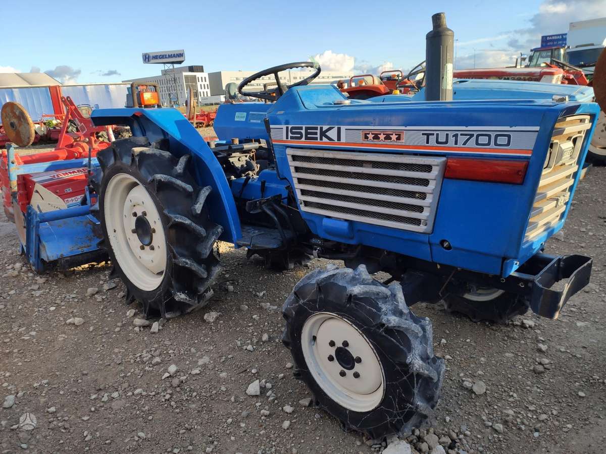 Kubota VISI MODELIAI, traktoriai