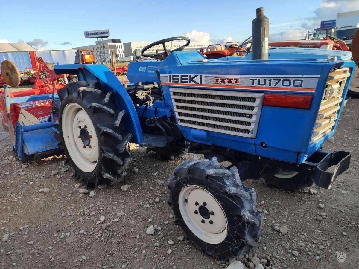 Kubota VISI MODELIAI, тракторы