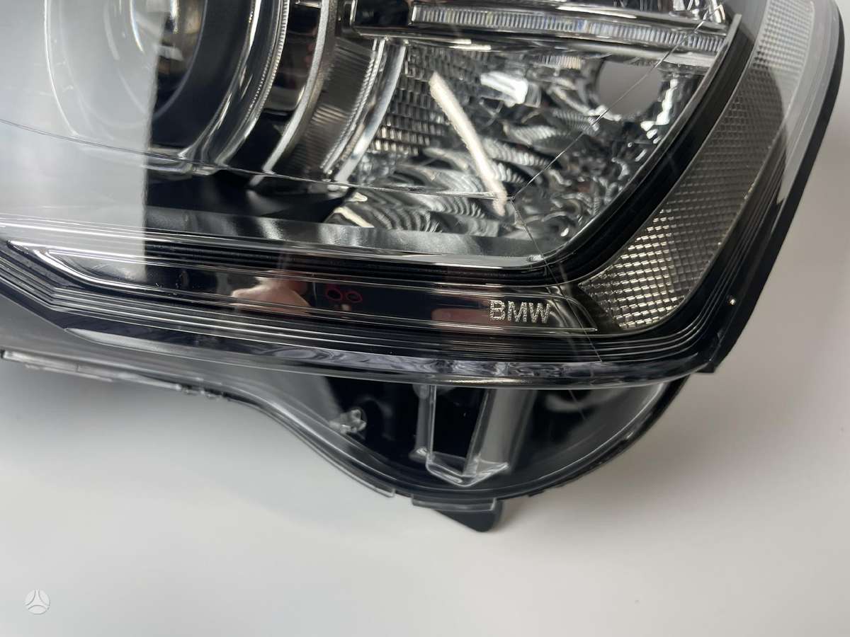 BMW X3 žibintai