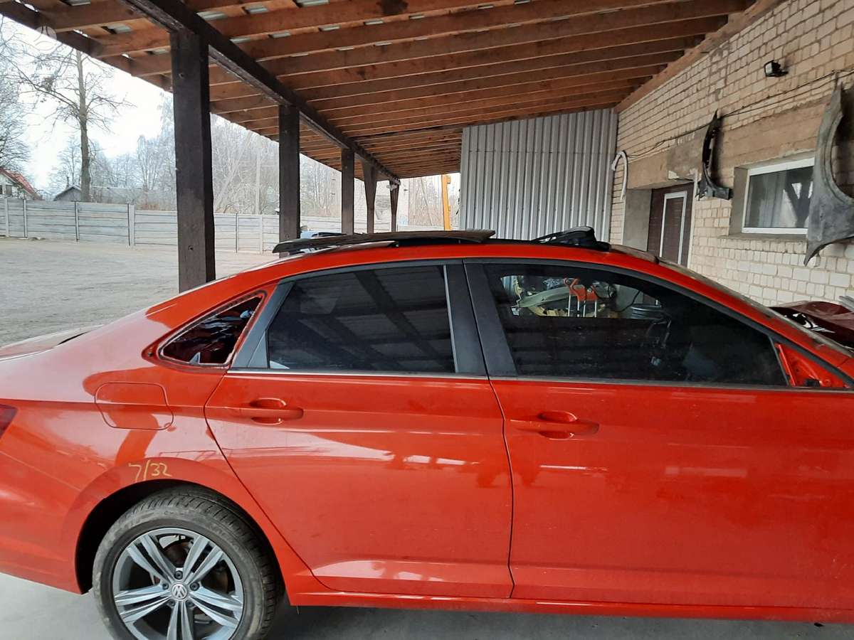 Volkswagen Jetta rezerves daļās