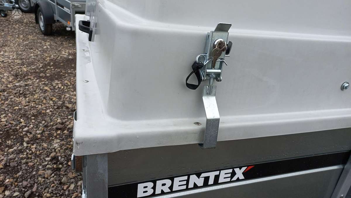 Niewiadow 7527YU, passenger car trailers