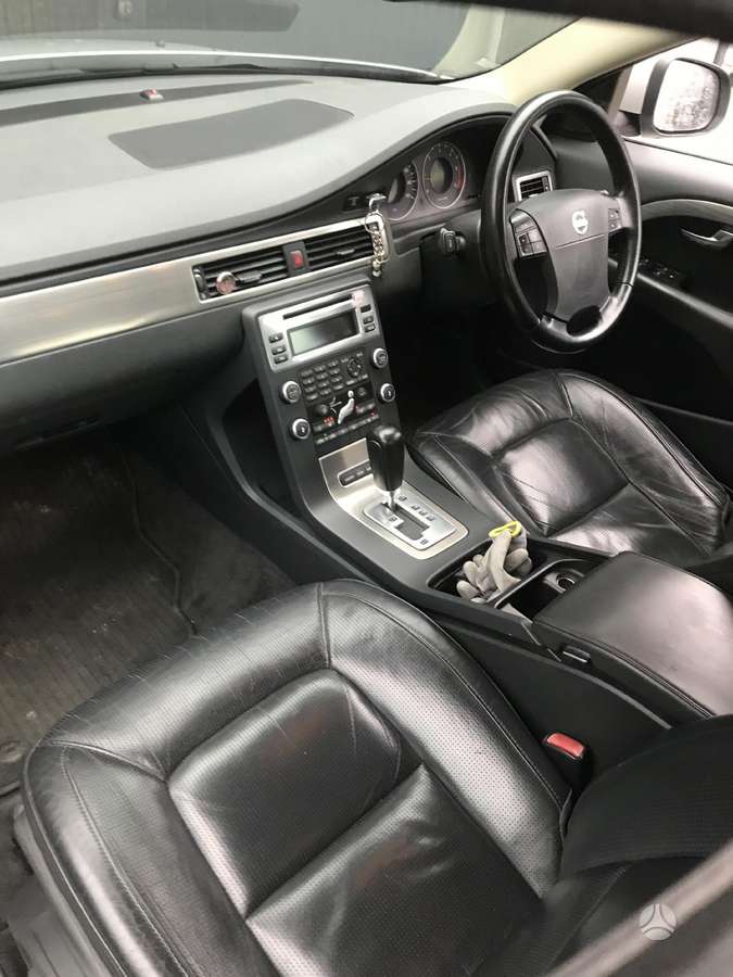 Volvo S80 for parts