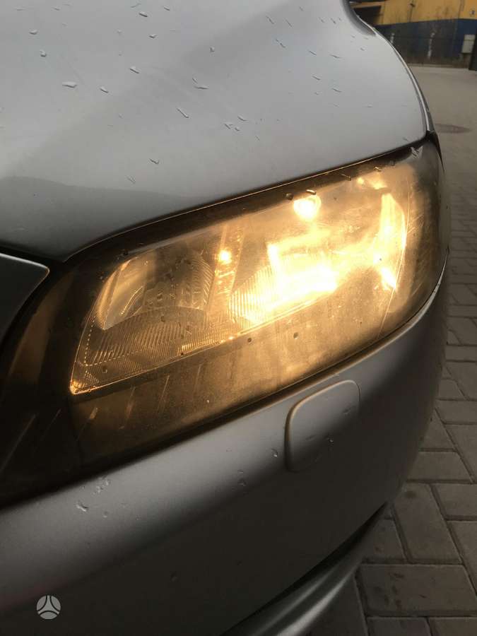 Volvo S80 dalimis