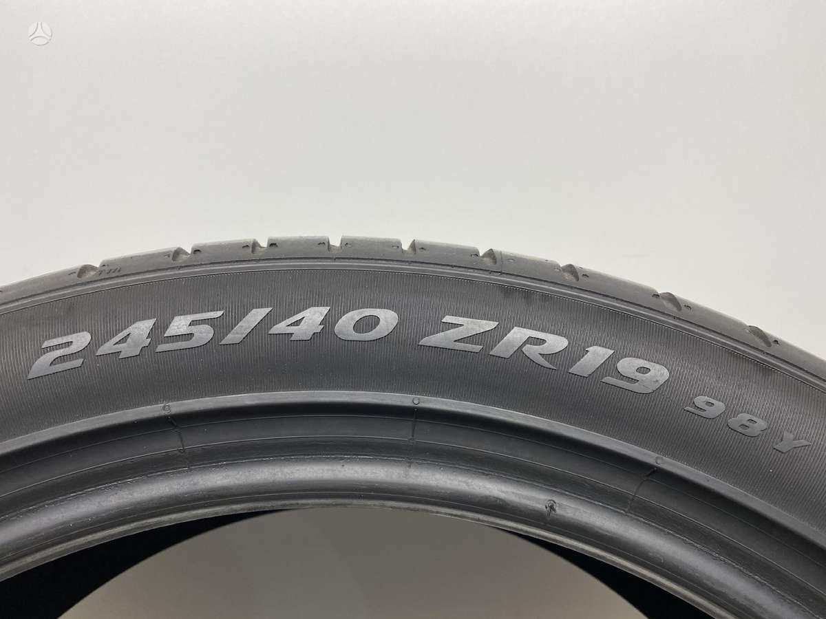 Pirelli P-Zero J 2023m, vasarinės 245/40 R19