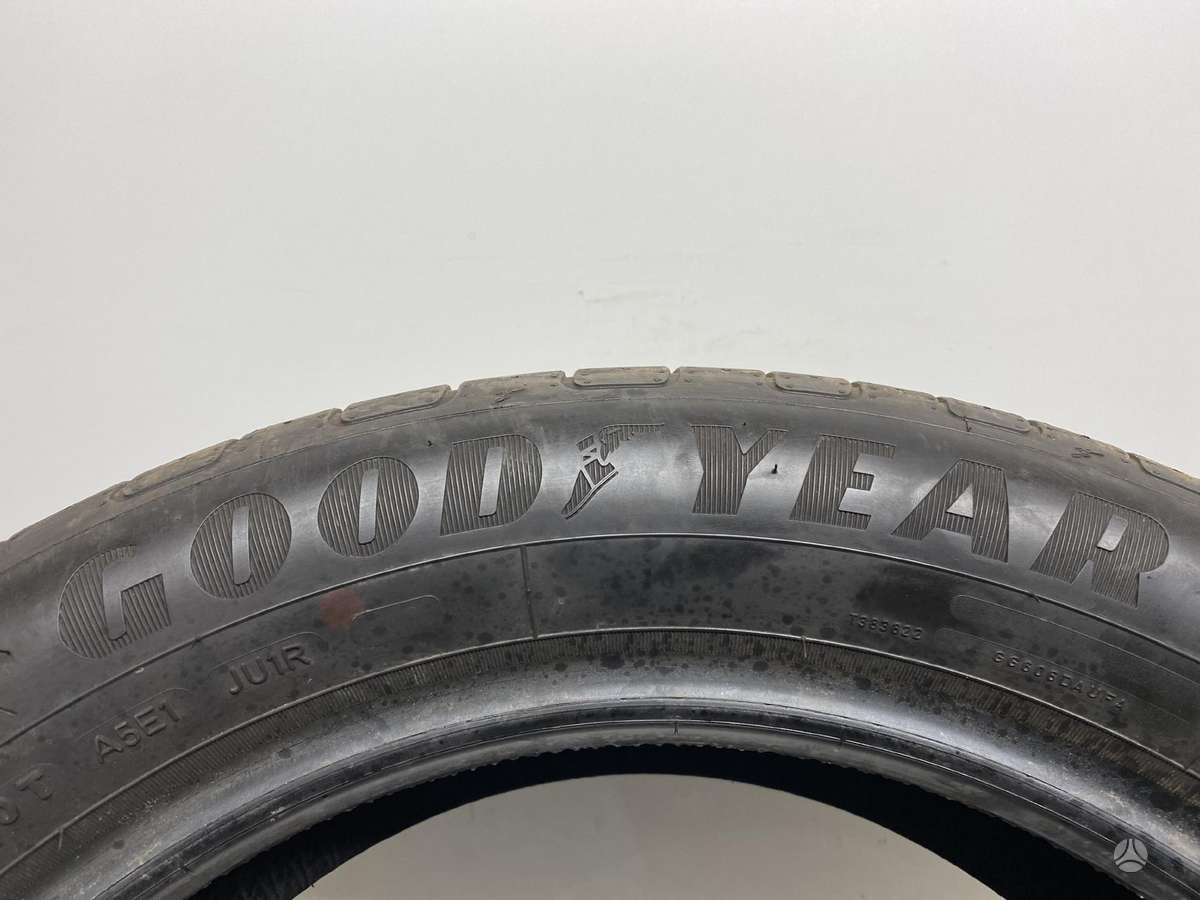 Goodyear EfficientGrip, summer 205/55 R17