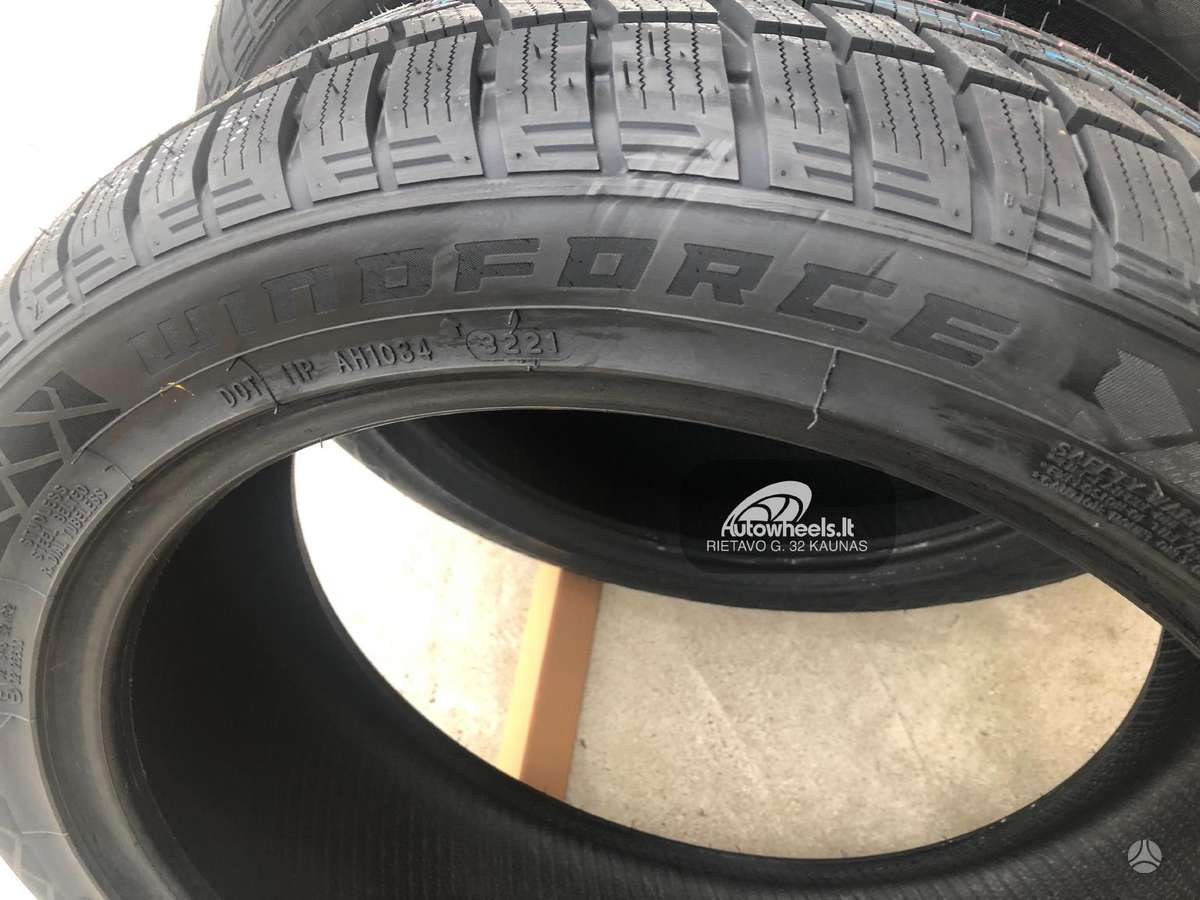 Windforce Snow Blazer UHP, winter 225/45 R19