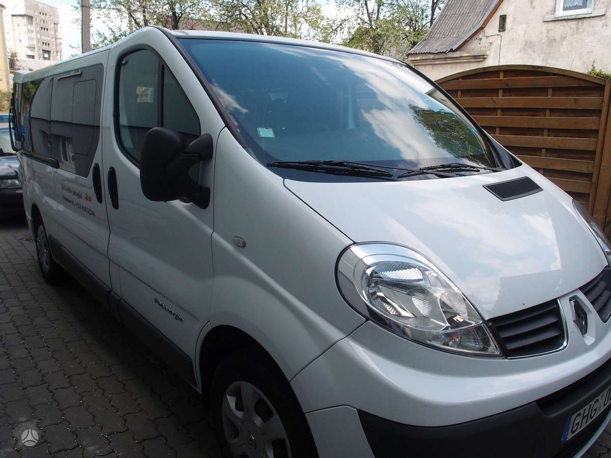Renault Trafic, keleivinis mikroautobusas