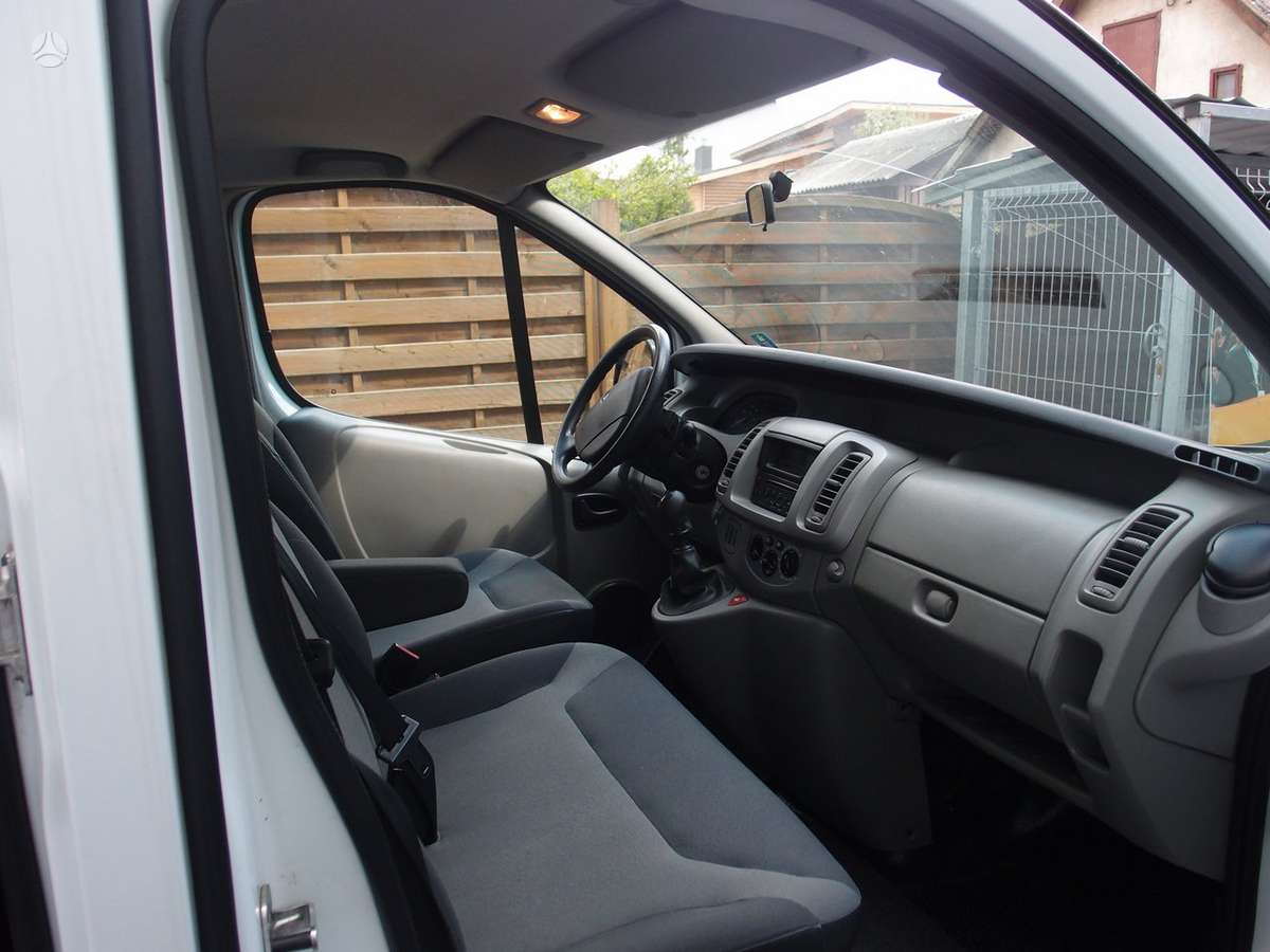 Renault Trafic, keleivinis mikroautobusas