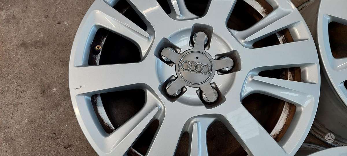 Audi, lengvojo lydinio, R16