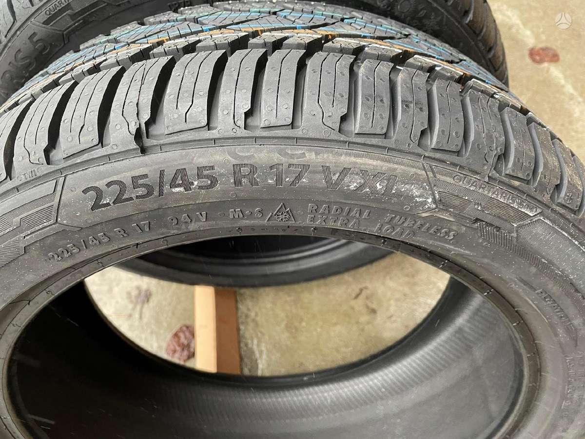 Barum Quartaris 5, universalios 225/45 R17