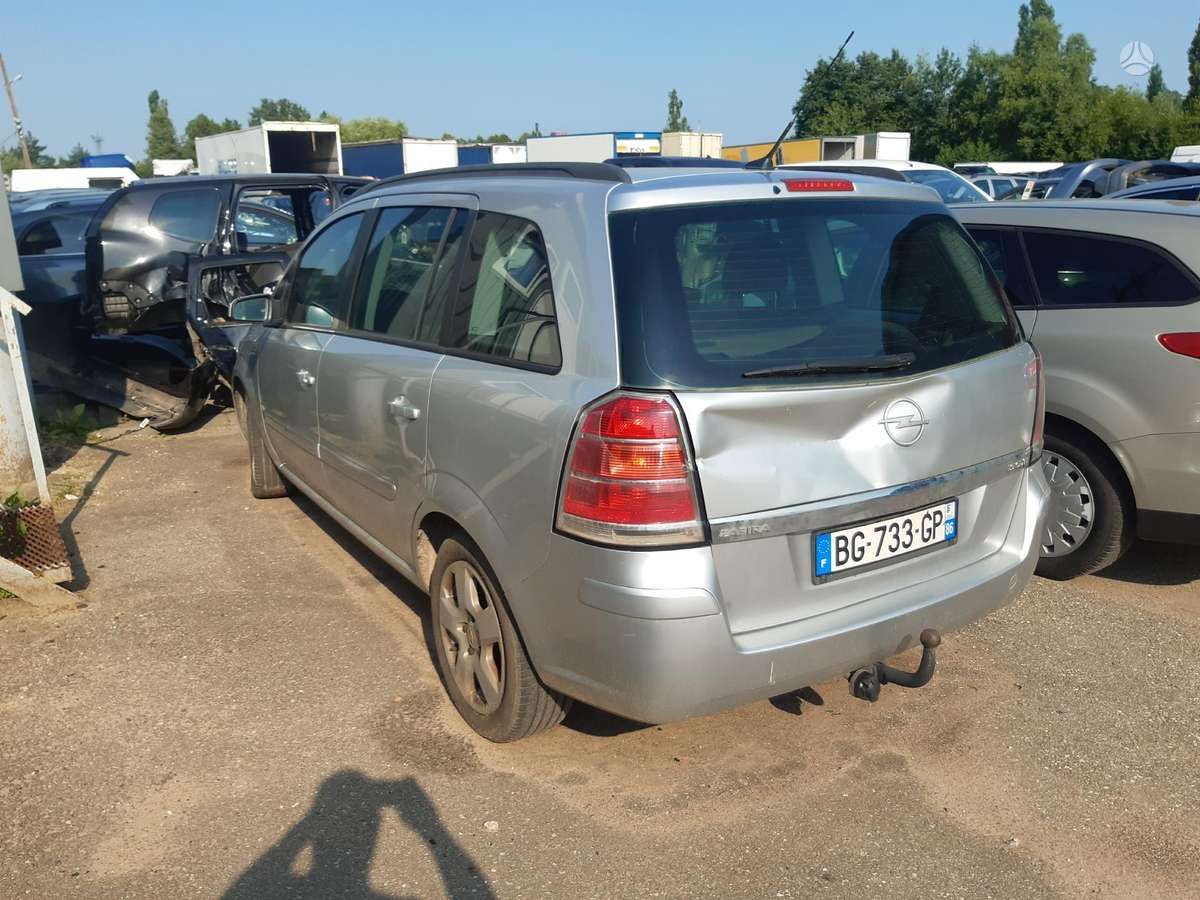Opel Zafira rezerves daļās
