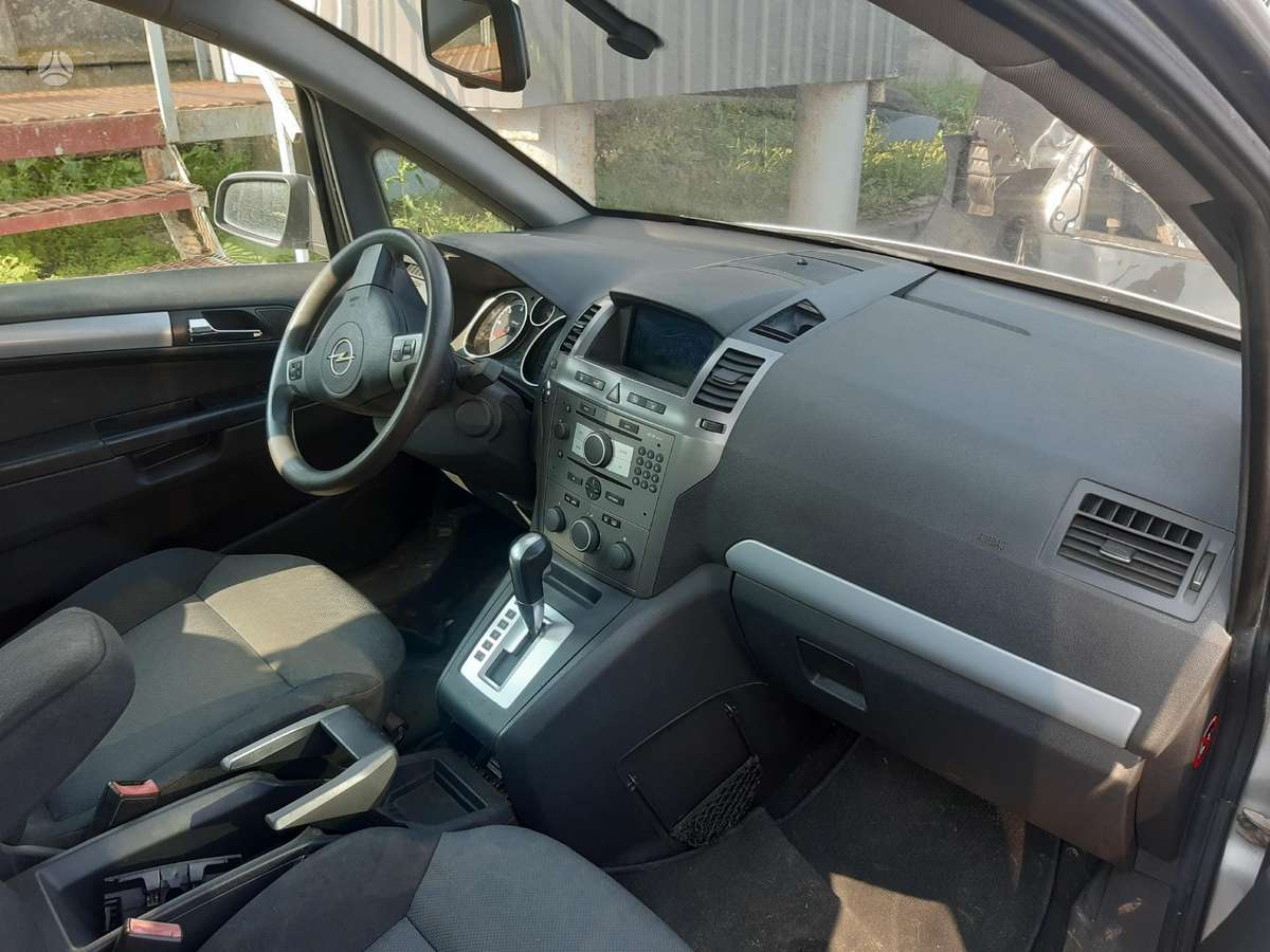 Opel Zafira rezerves daļās