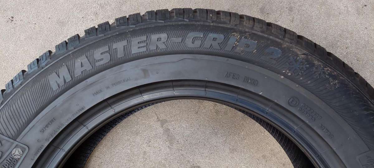 Semperit, зимние 215/65 R17