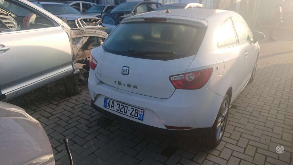Seat Ibiza по частям