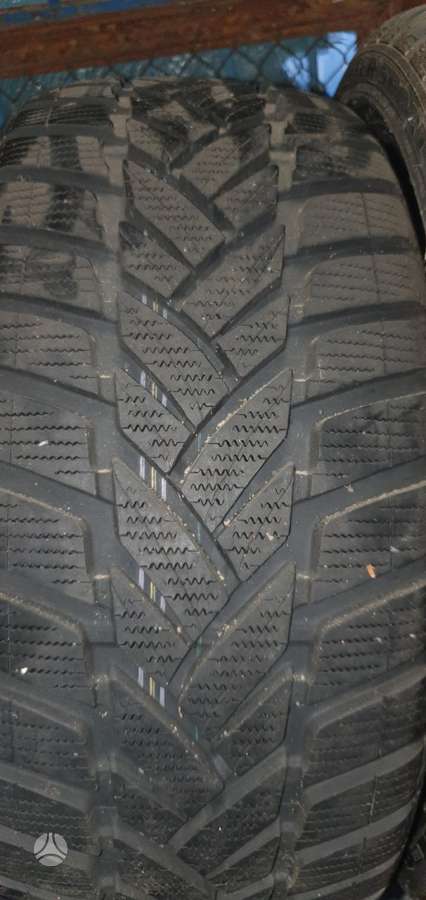 Dunlop, зимние 235/35 R19