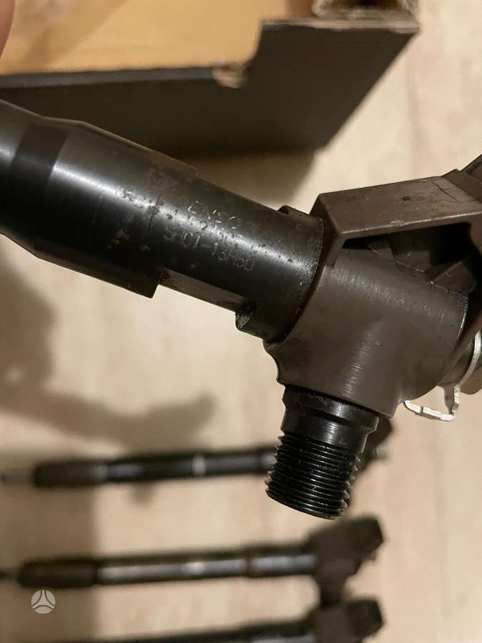 Mazda CX-5 injection system, pistons