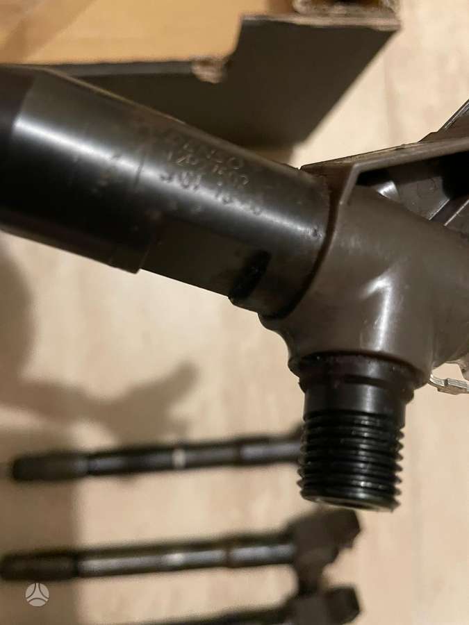 Mazda CX-5 injection system, pistons