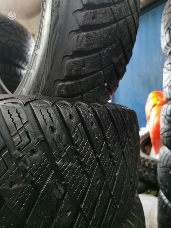 Goodyear ULTRAGRIP ICE ARTIC, winter 215/60 R17
