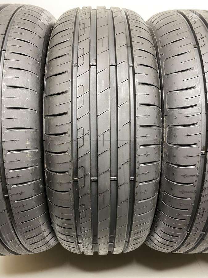 Goodyear EfficientGrip, summer 205/55 R17