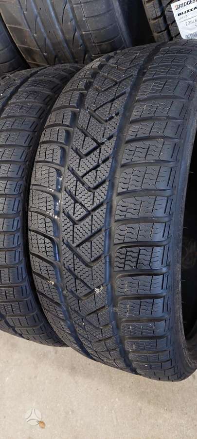 Pirelli, зимние 235/35 R19