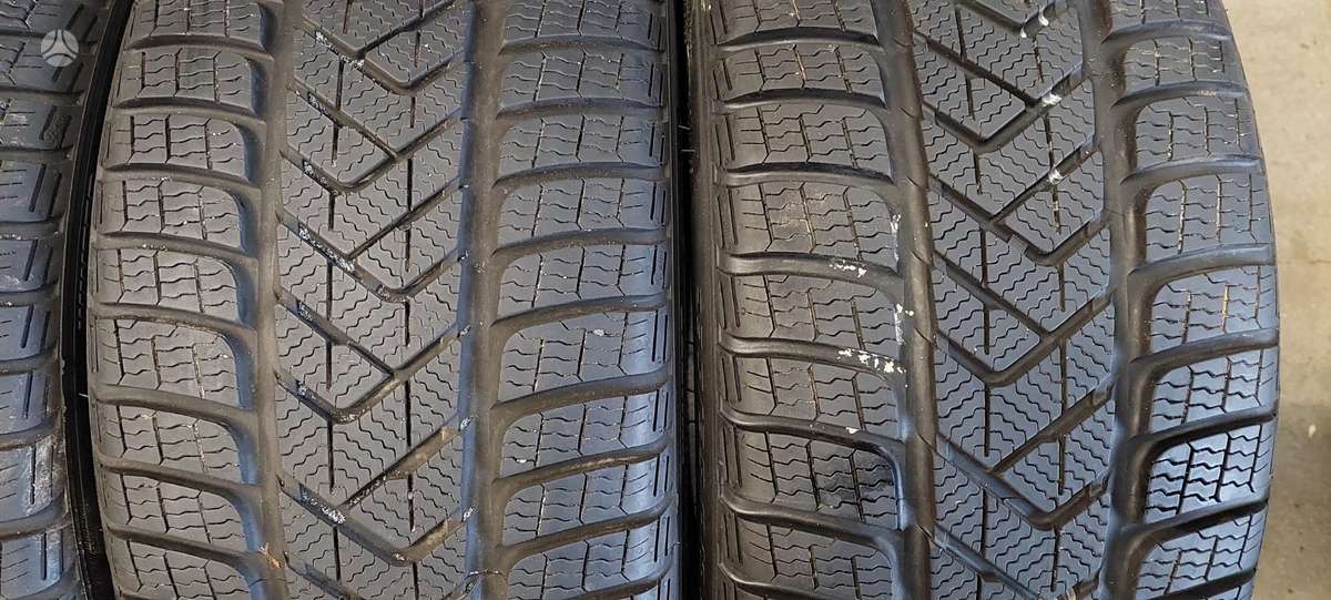 Pirelli, winter 235/35 R19