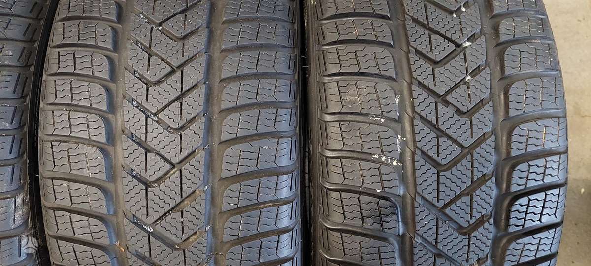 Pirelli, зимние 235/35 R19