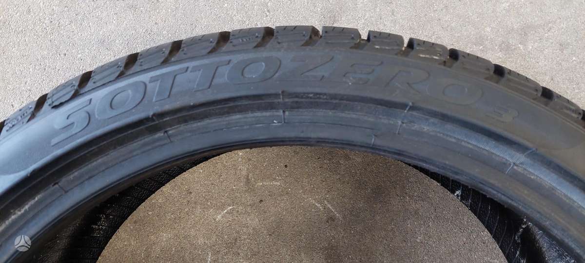 Pirelli, žieminės 235/35 R19