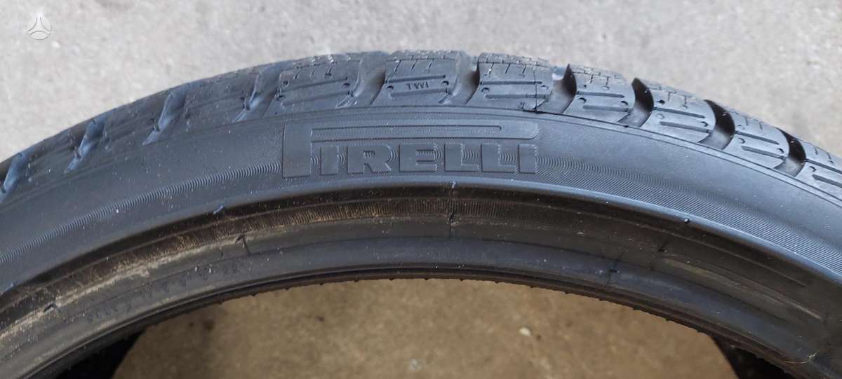 Pirelli, winter 235/35 R19