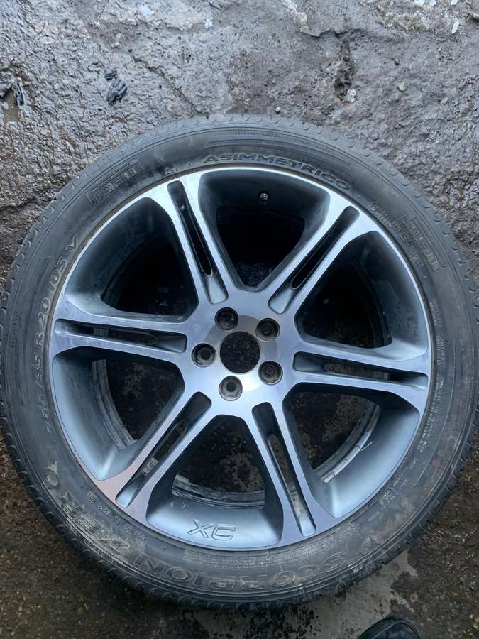 Volvo, lengvojo lydinio, R20