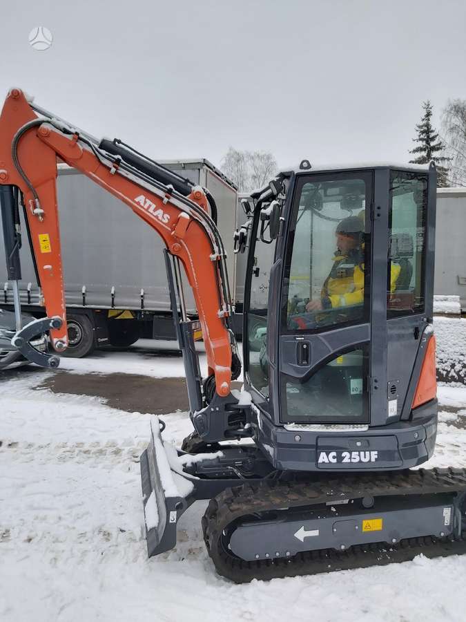 Atlas AC 25UF, mini excavator
