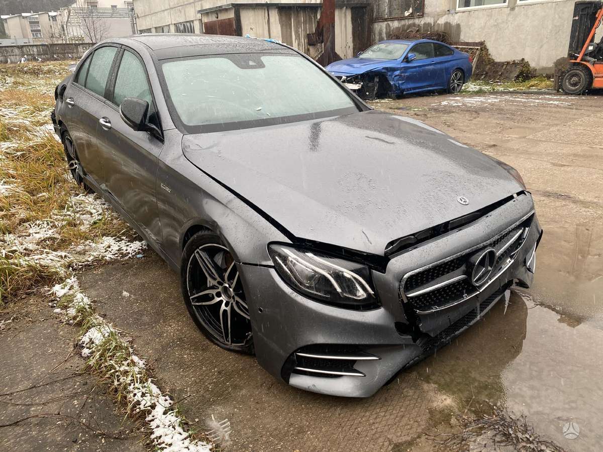 Mercedes-Benz E43 AMG for parts
